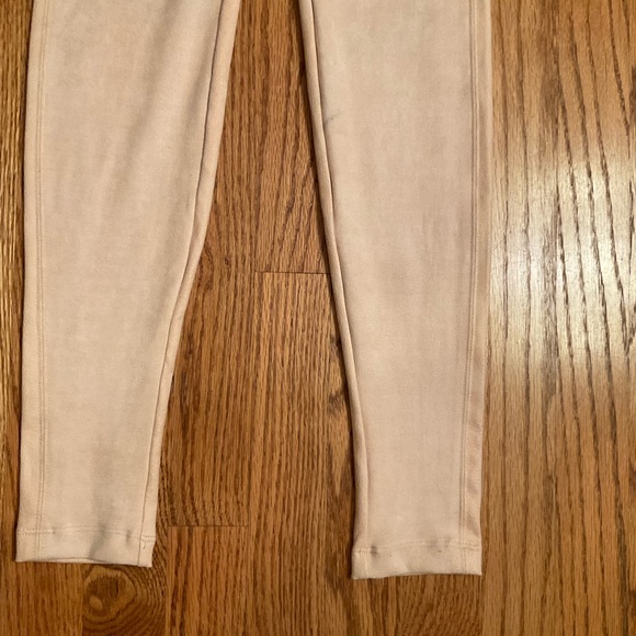 Hale Bob Ultra Suede Pale Pink Pants, Stretch Pull On High Waist, Body-Con, Sz M - Picture 4 of 12